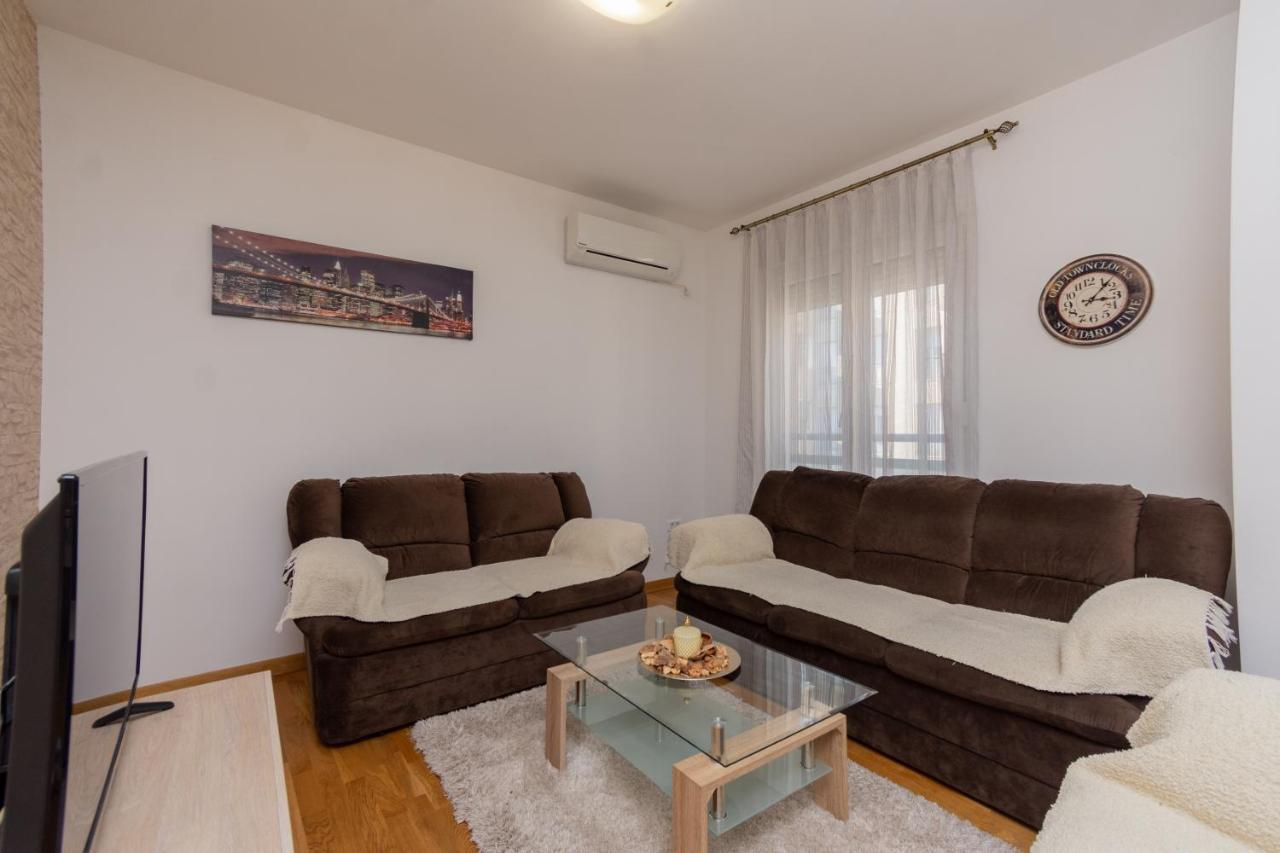 City Compass Apartment 2 Podgorica Eksteriør bilde