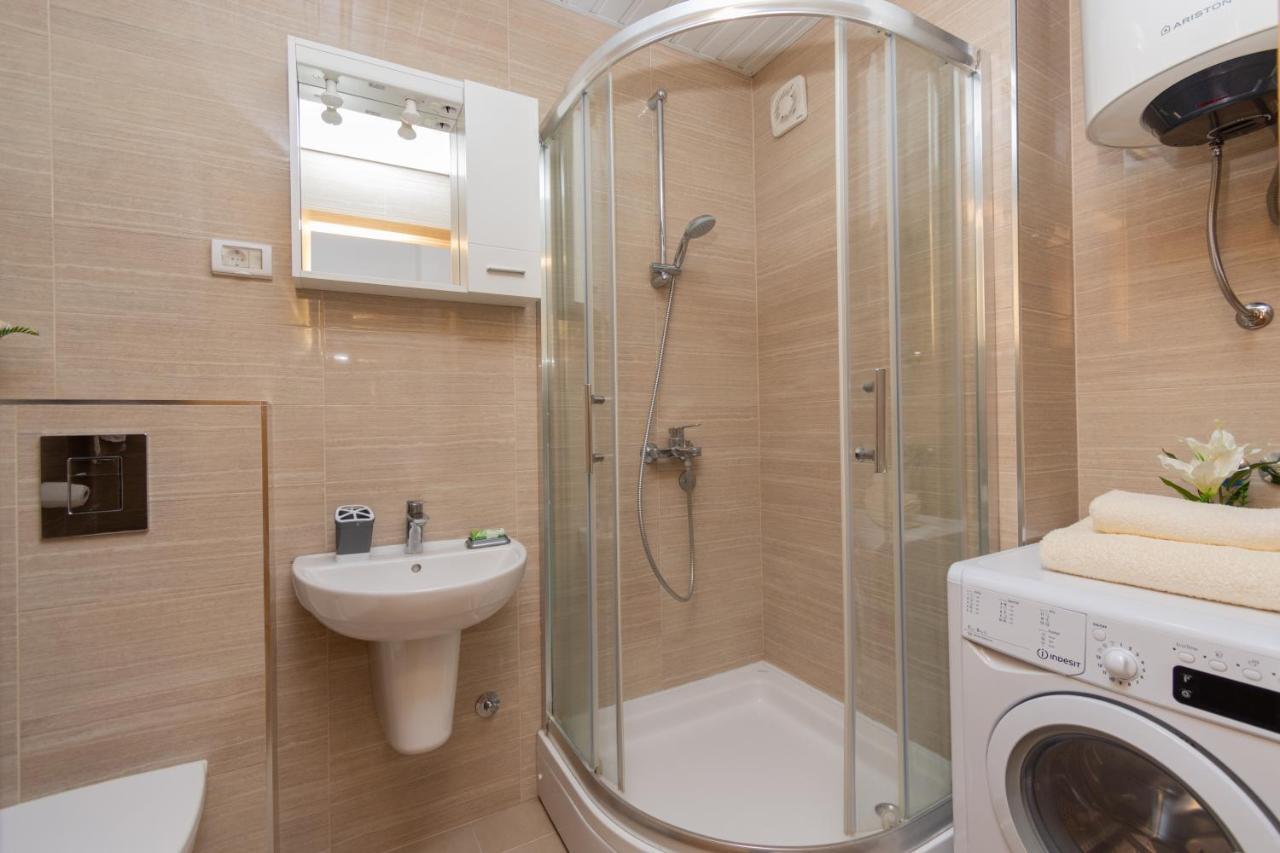 City Compass Apartment 2 Podgorica Eksteriør bilde