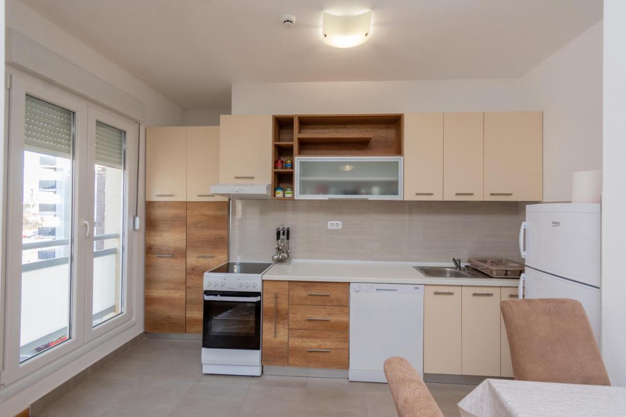 City Compass Apartment 2 Podgorica Eksteriør bilde