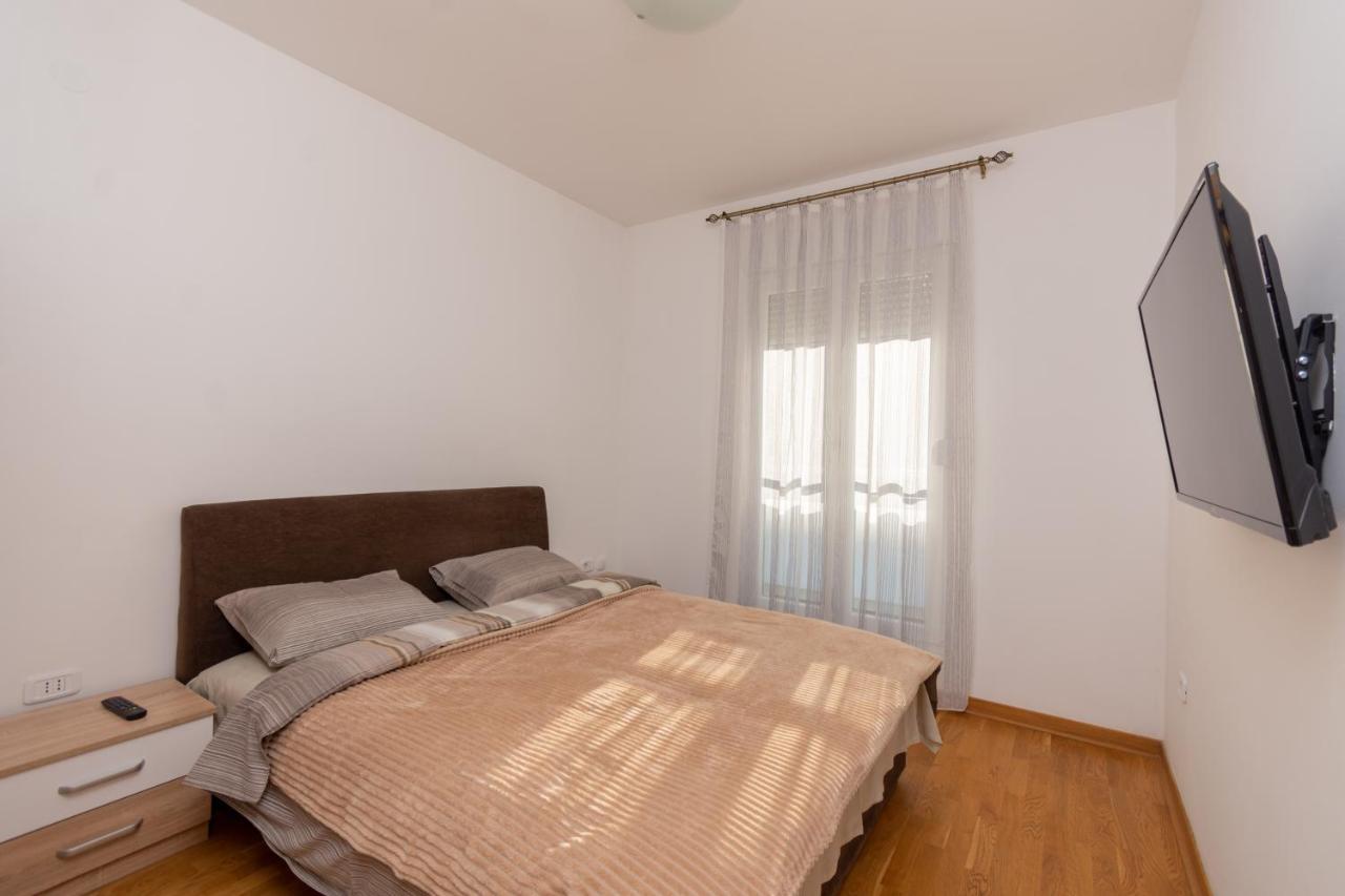 City Compass Apartment 2 Podgorica Eksteriør bilde