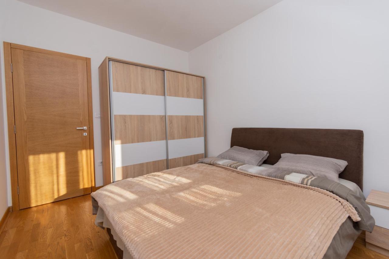 City Compass Apartment 2 Podgorica Eksteriør bilde