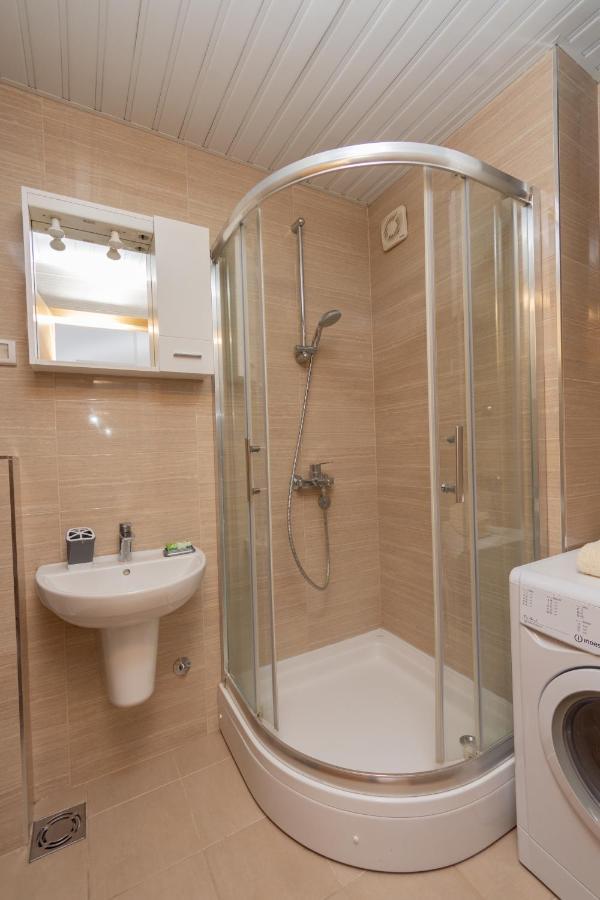City Compass Apartment 2 Podgorica Eksteriør bilde